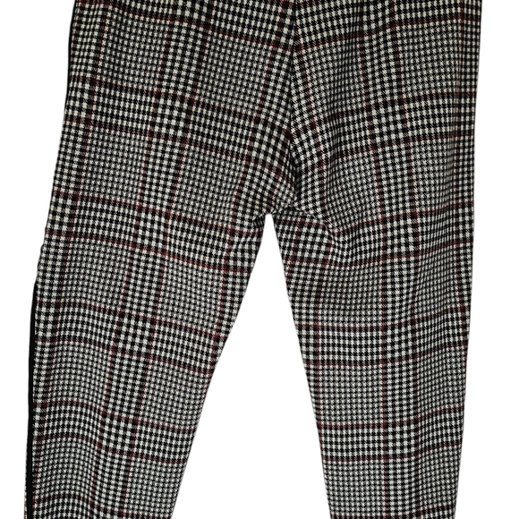 Plaid‎ Women's Pants - Picture 5 of 9